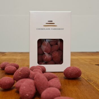 Dragerede mandler med lys chokolade og hindbær